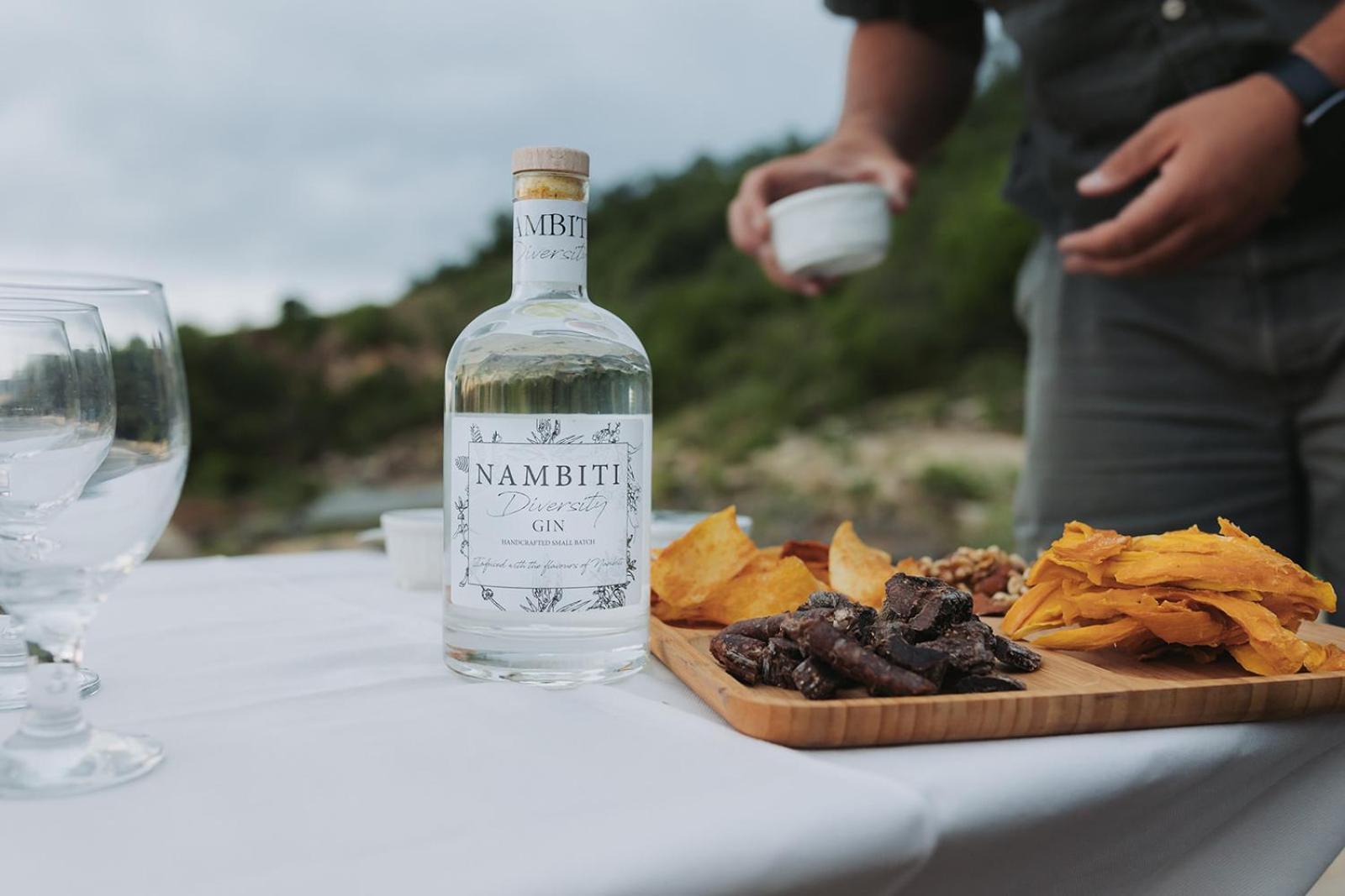 Nambiti Plains Lodge Лейдисмит Екстериор снимка